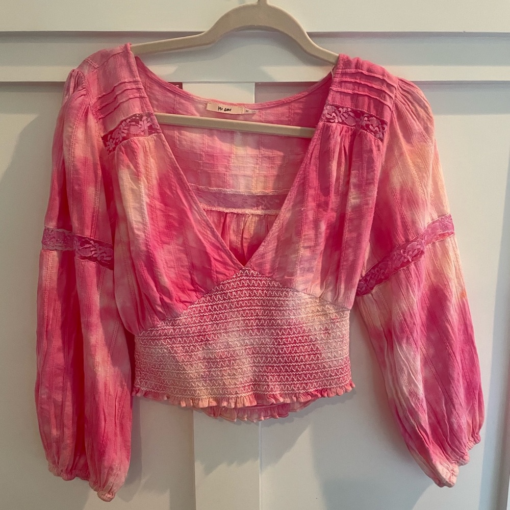 Francesca’s pink top